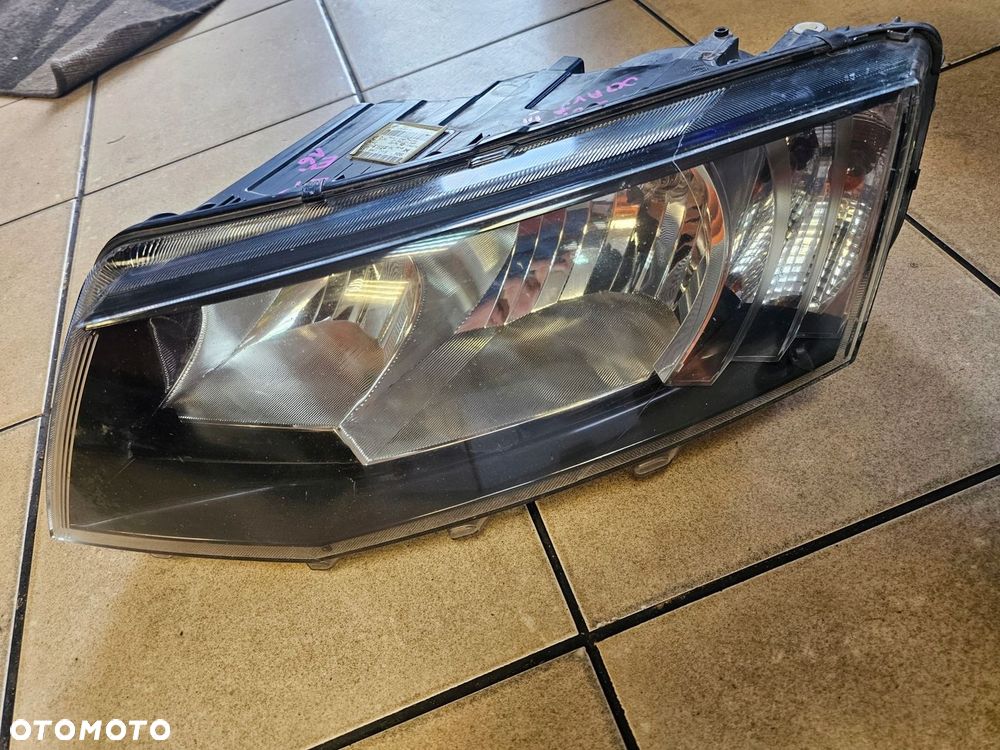 LAMPA LEWY PRZÓD SKODA OCTAVIA III 3 EU - 1