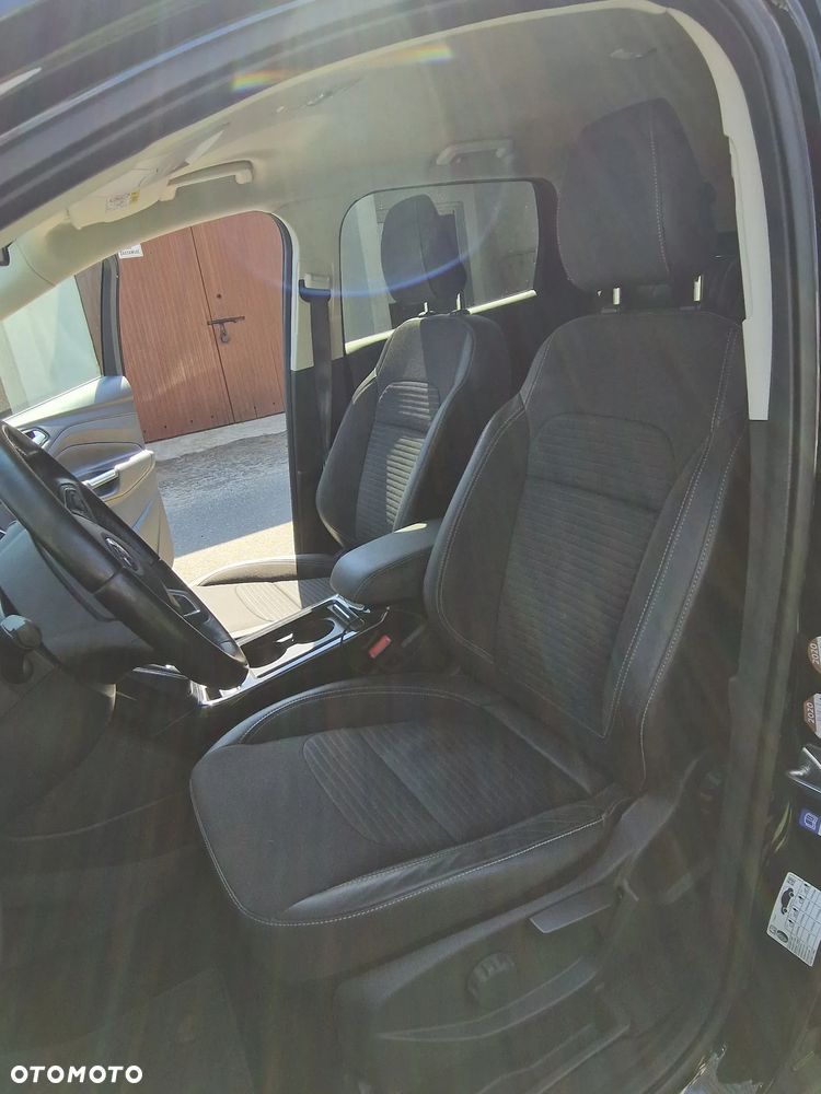 Ford Kuga 1.5 EcoBoost 2x4 Titanium - 17