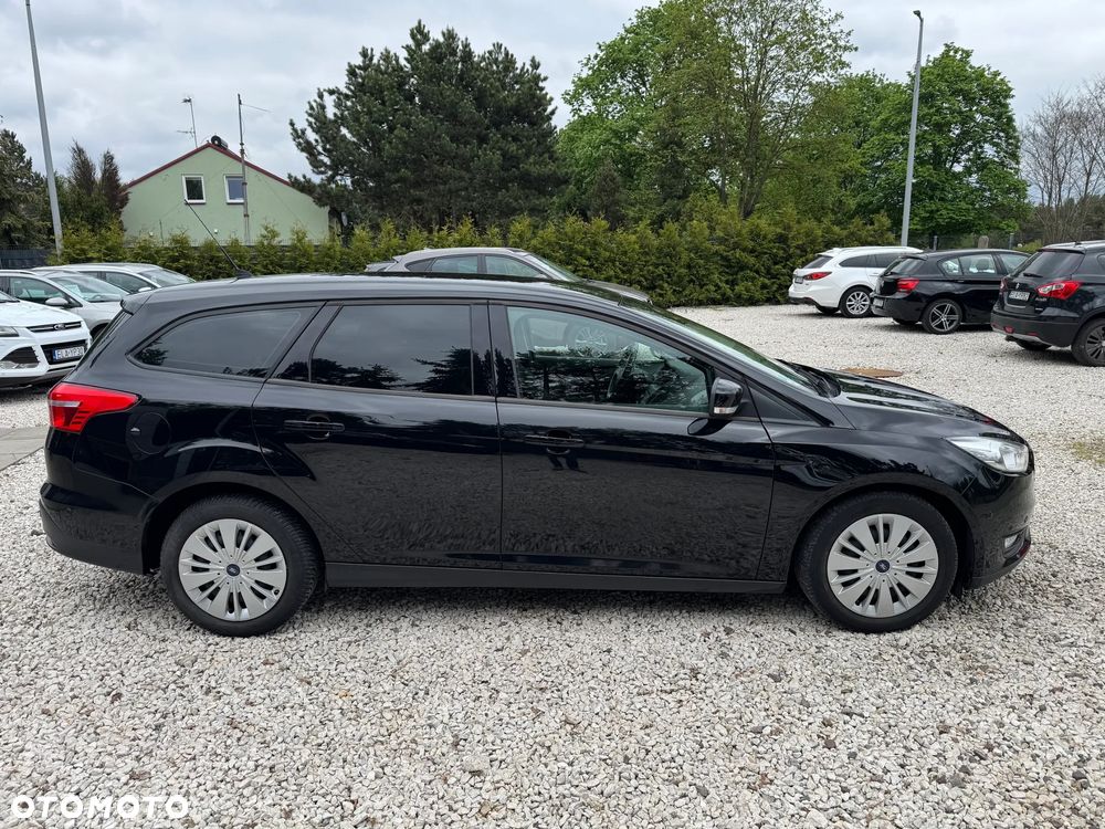 Ford Focus 1.0 EcoBoost Titanium - 8