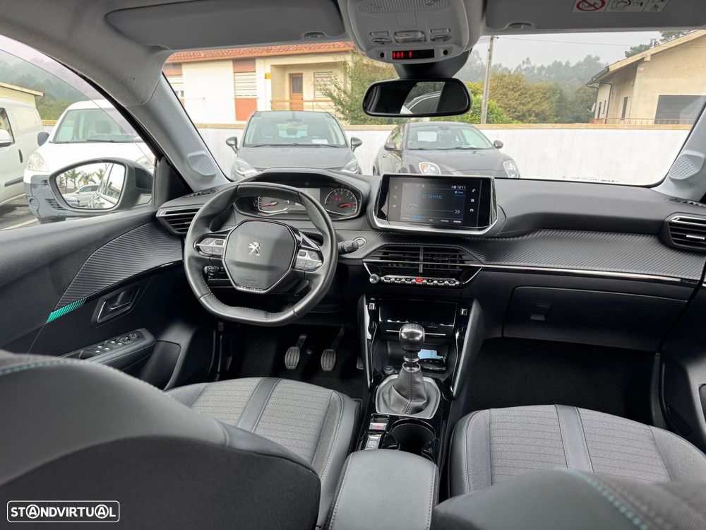 Peugeot 208 1.2 PureTech Allure Pack - 29