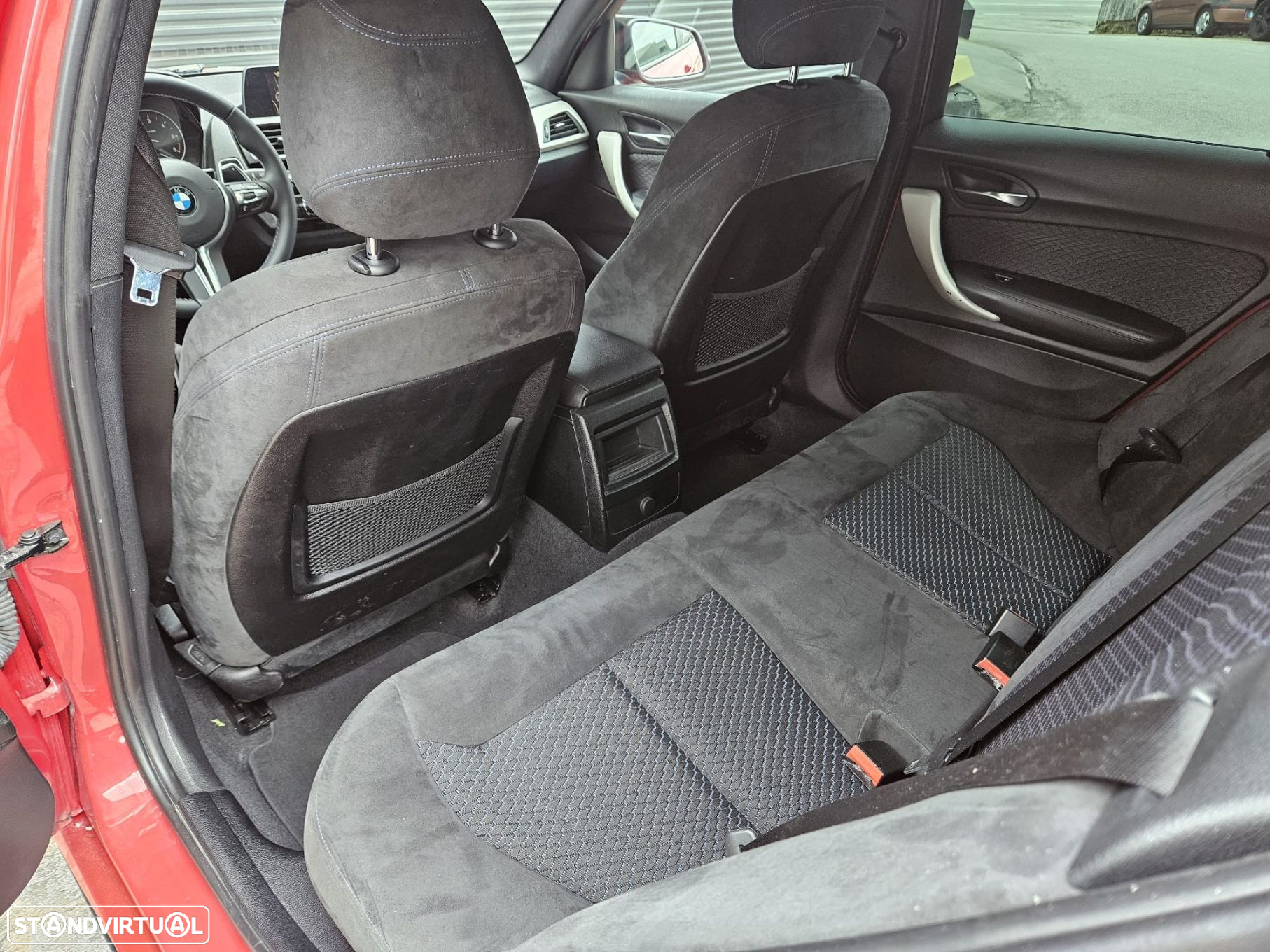 BMW 118 d Pack M Auto - 12