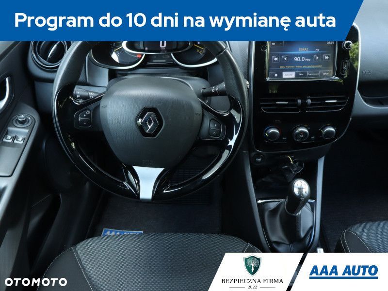 Renault Clio - 9