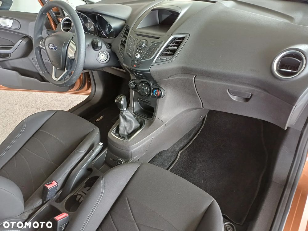Ford Fiesta 1.25 Ambiente EU5 - 14