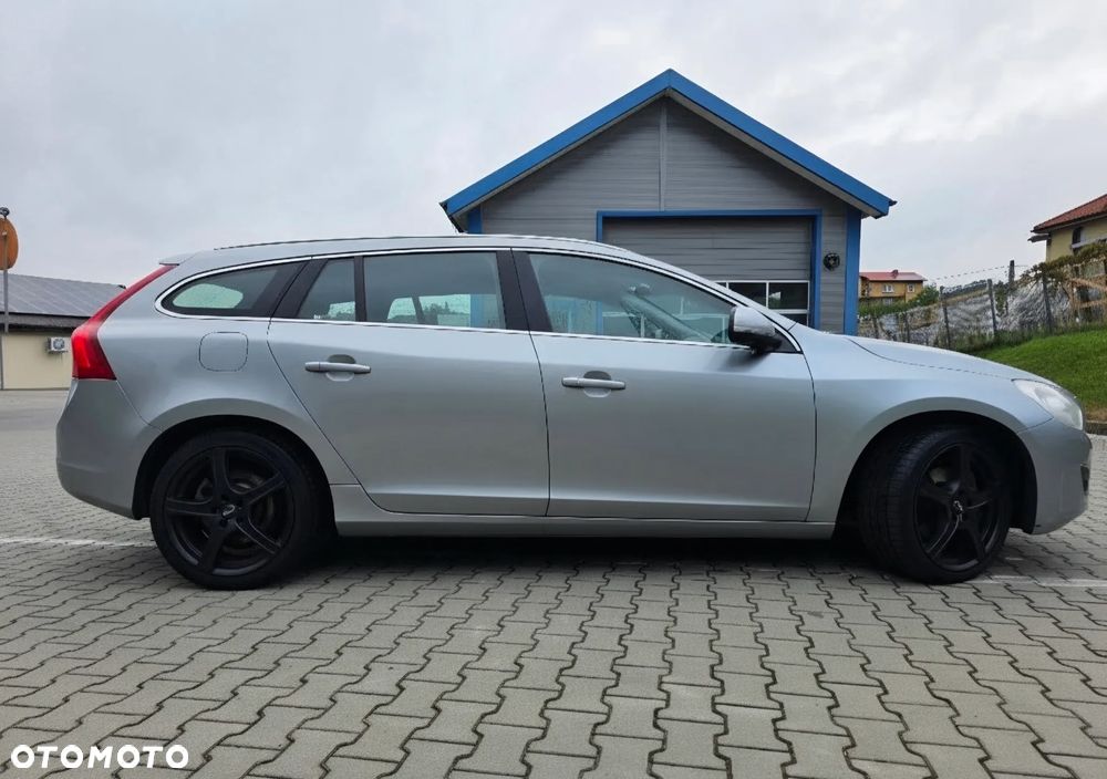 Volvo V60 D3 Ocean Race - 17