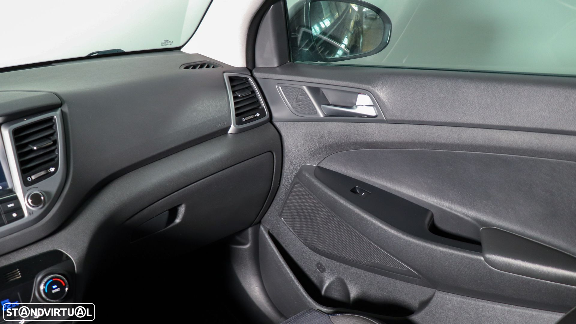 Hyundai Tucson - 13