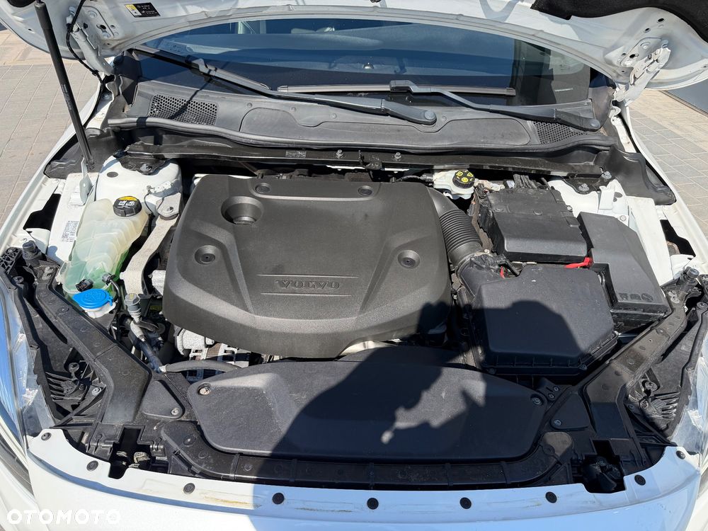 Volvo V40 D2 RDesign - 6