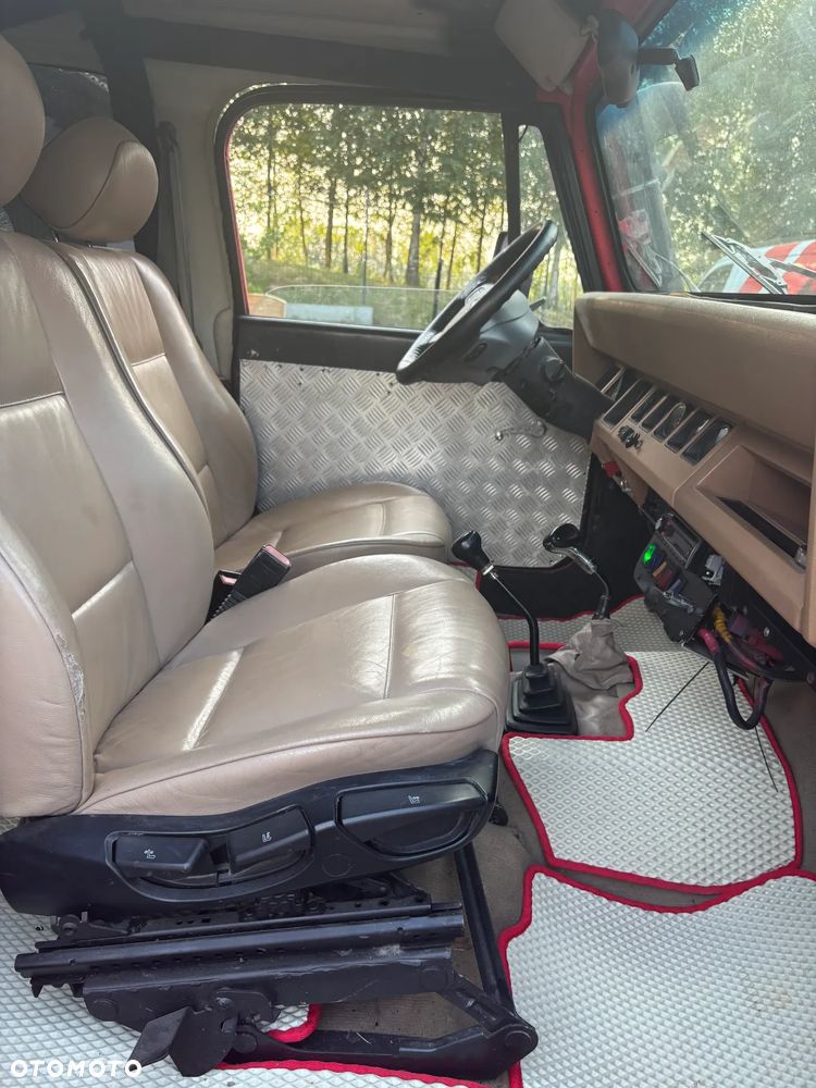 Jeep Wrangler 2.5L - 12