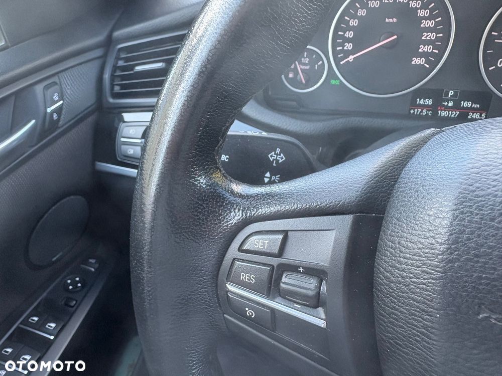 BMW X3 sDrive18d xLine - 22