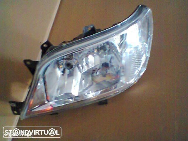 Farois Farol frente com nevoeiro Mercedes Sprinter 2003 até 2006 (novos) - 1