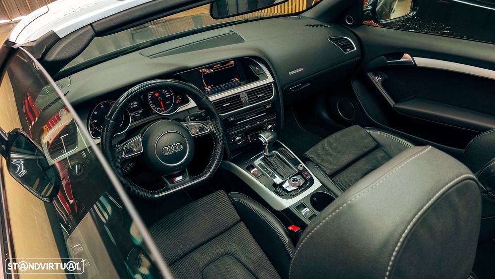 Audi A5 Cabrio 2.0 TDi Multitronic S-line - 15
