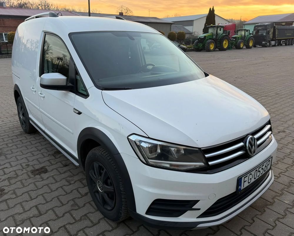 Volkswagen Caddy 2.0 TDI Alltrack - 3