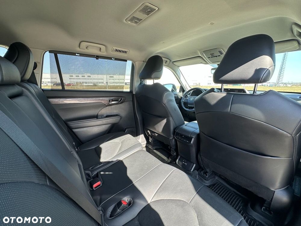 Toyota Highlander - 15