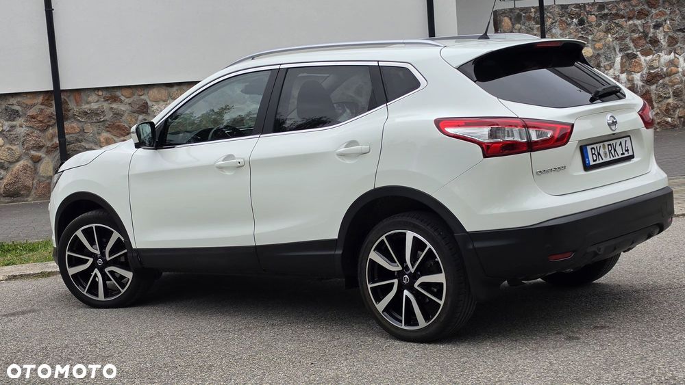 Nissan Qashqai 1.2 DIG-T Xtronic TEKNA+ - 16
