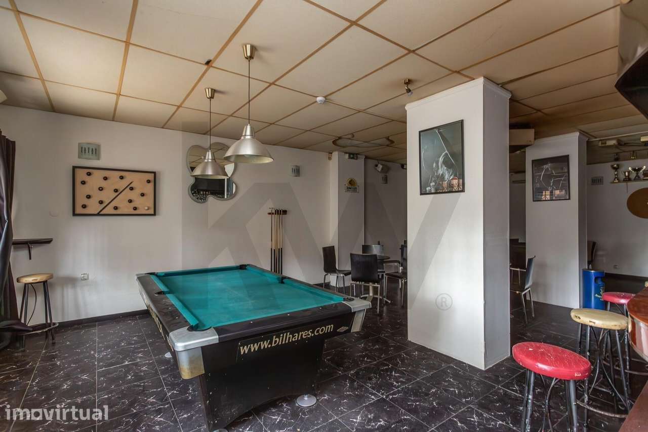 Loja - Espaço Comercial  com 100 m2 para Arrendar - Alto da Castelhana - Grande imagem: 5/22
