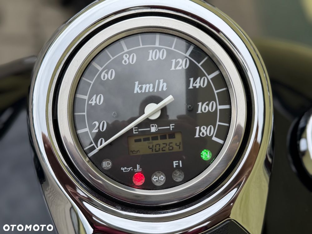 Suzuki VL 800 Volusia - Boulevard C50 - 37
