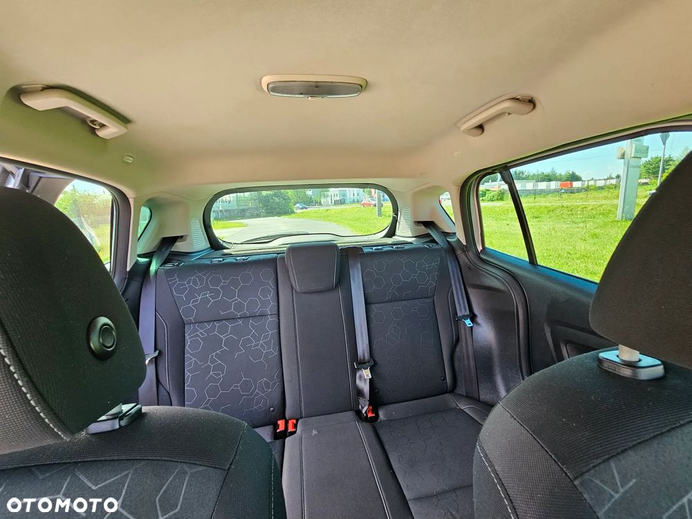 Ford B-MAX - 11