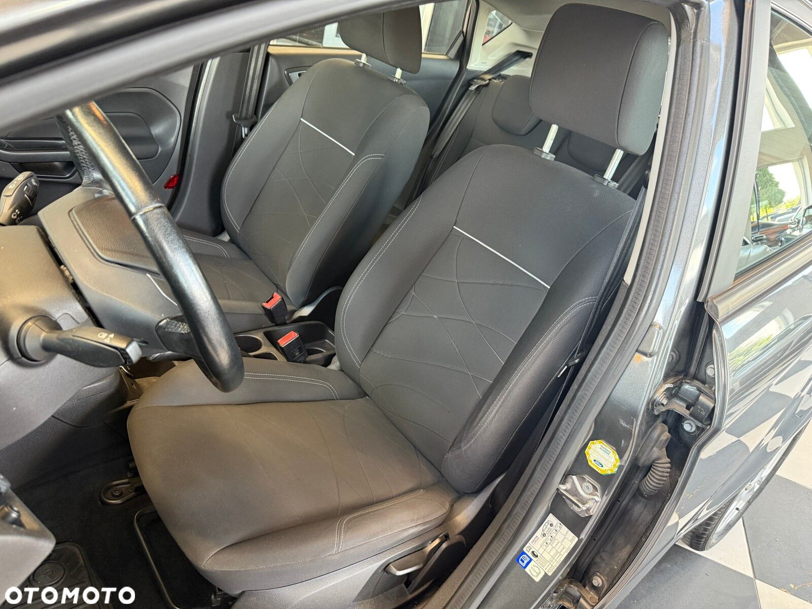 Ford Fiesta - 21