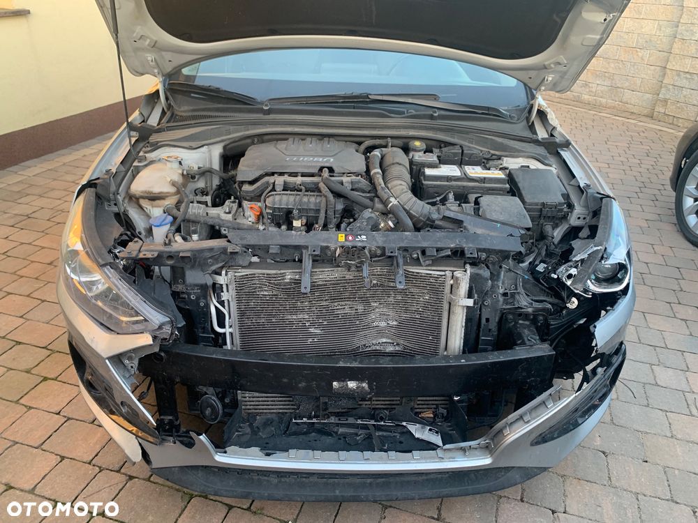 Hyundai i30 1.0 T-GDI Modern DCT - 6