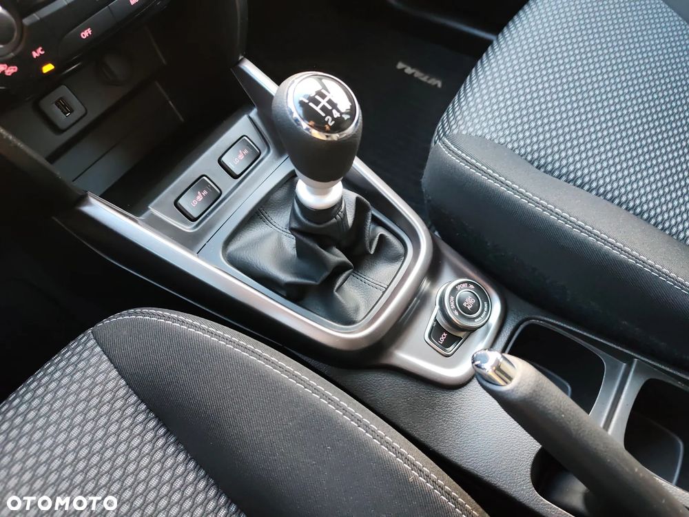 Suzuki Vitara 1.4 Boosterjet mHEV Premium Plus 4WD - 13