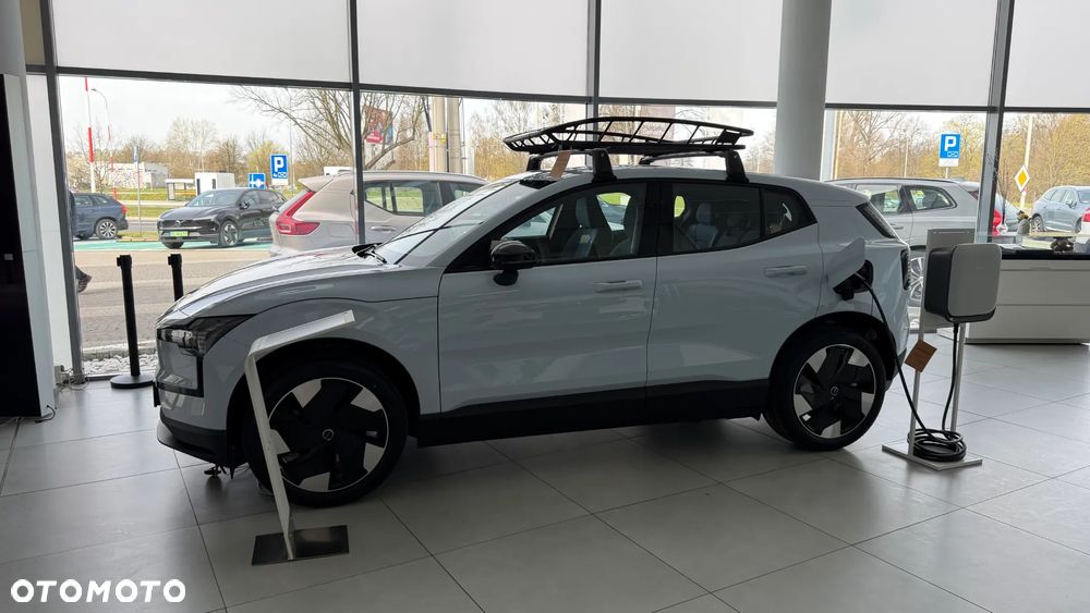 Volvo EX30 51kWh Single Motor Plus - 2