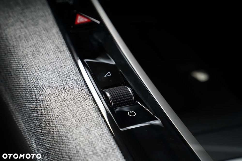 Peugeot 5008 1.2 PureTech mHEV GT S&S e-DCS6 - 21