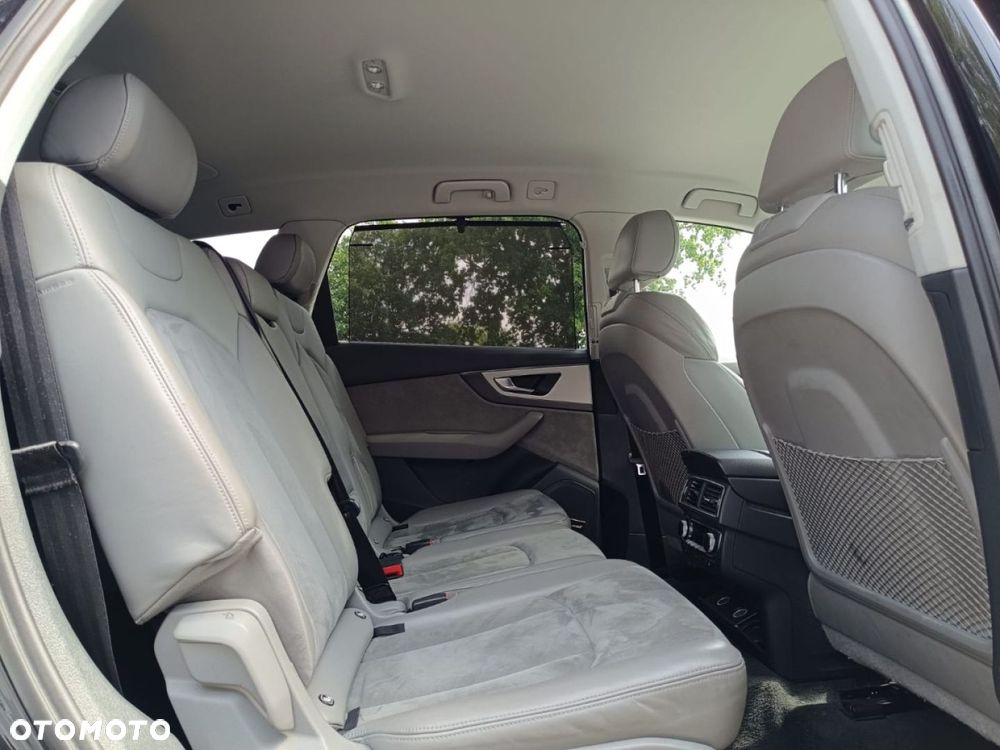 Audi Q7 3.0 TDI Quattro Tiptronic - 35