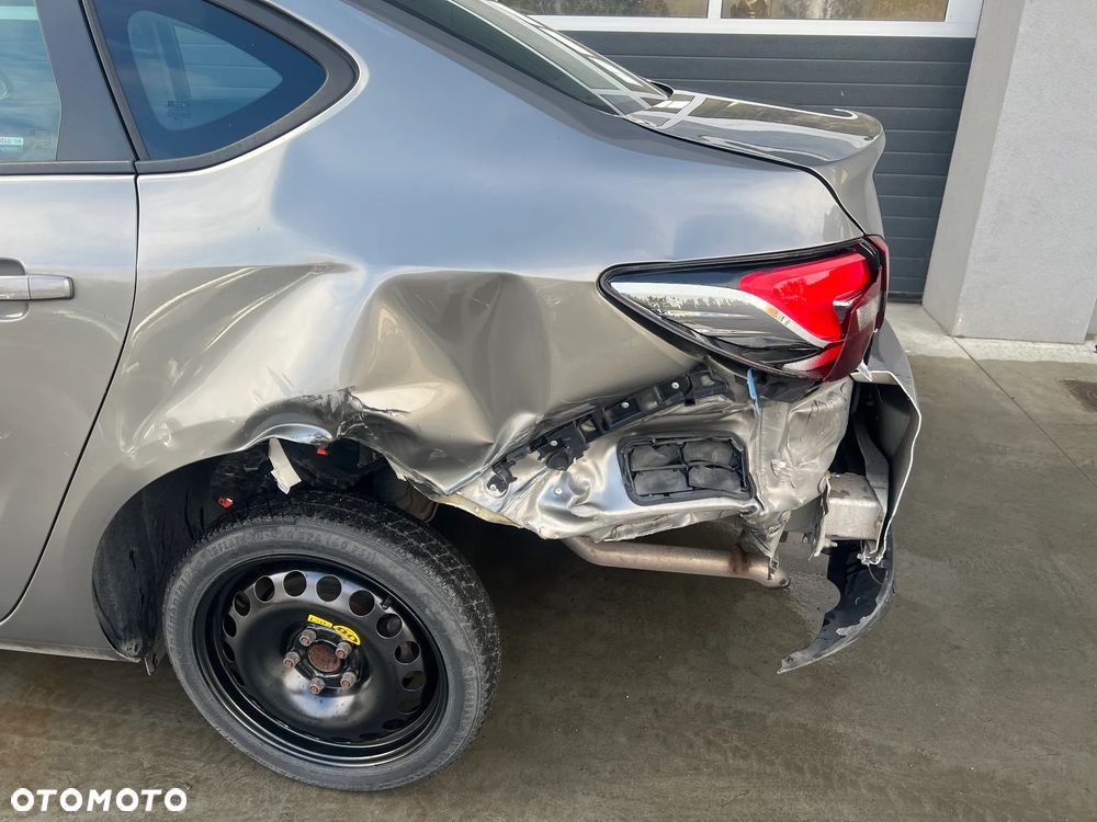 Opel Astra IV 1.6 Active EU6 - 8