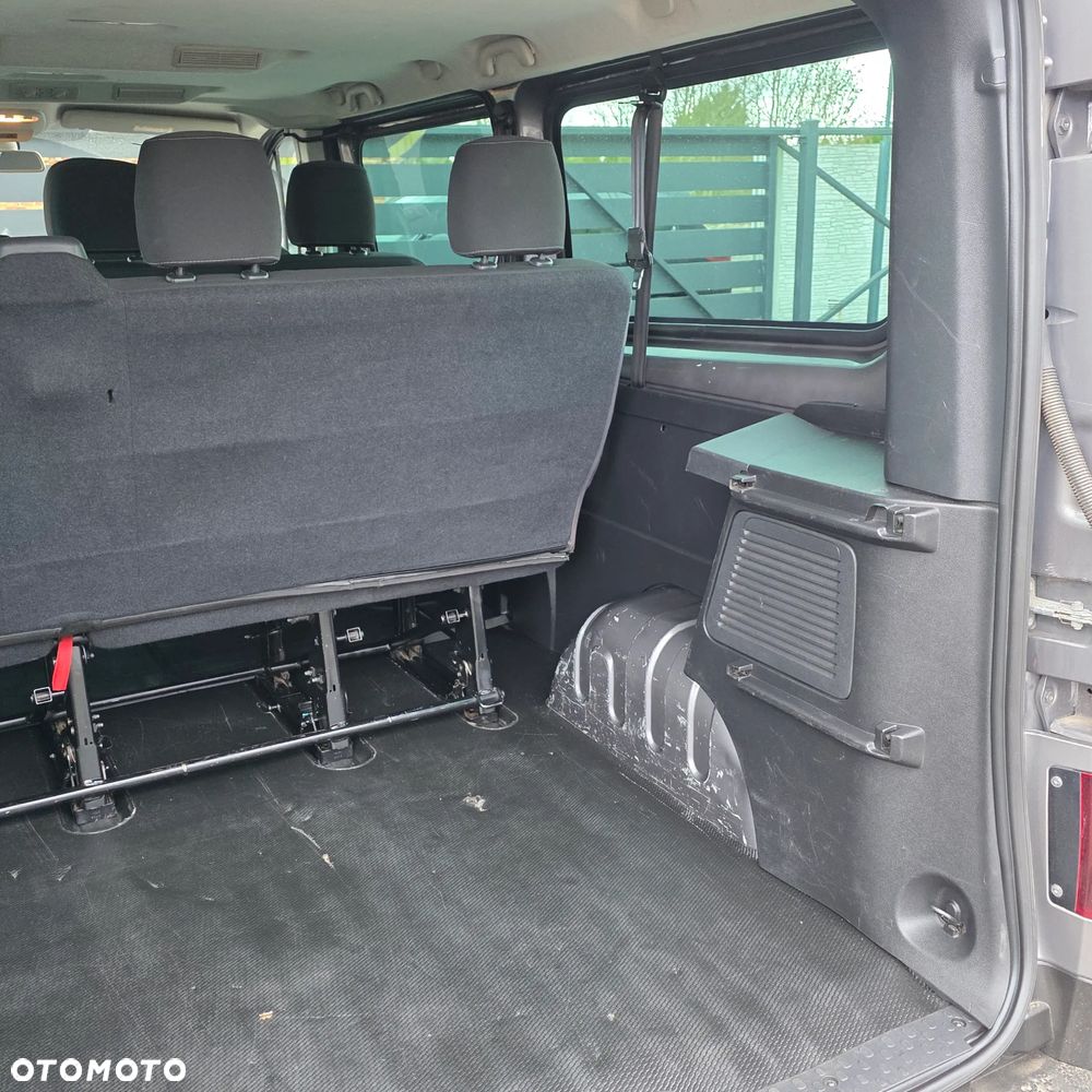 Renault Trafic 2.0 dCi EDC - 8