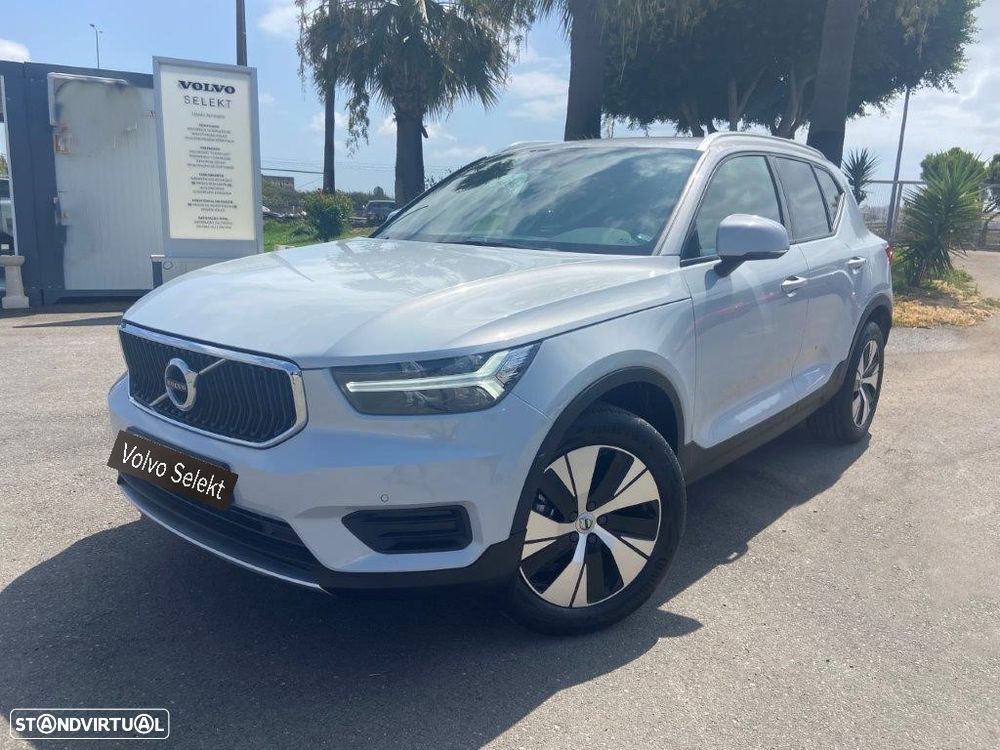 Volvo XC 40 1.5 T2 Momentum Plus - 2