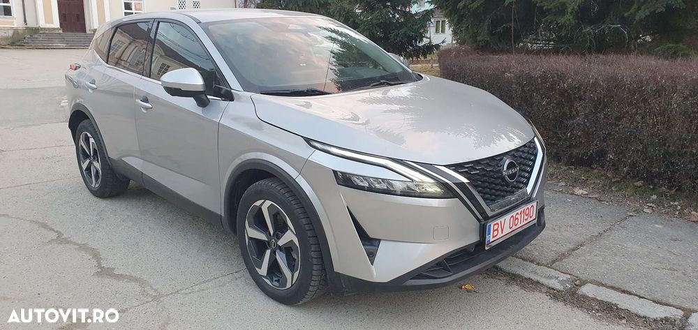 Nissan Qashqai 1.3 DIG-T N-CONNECTA - 1
