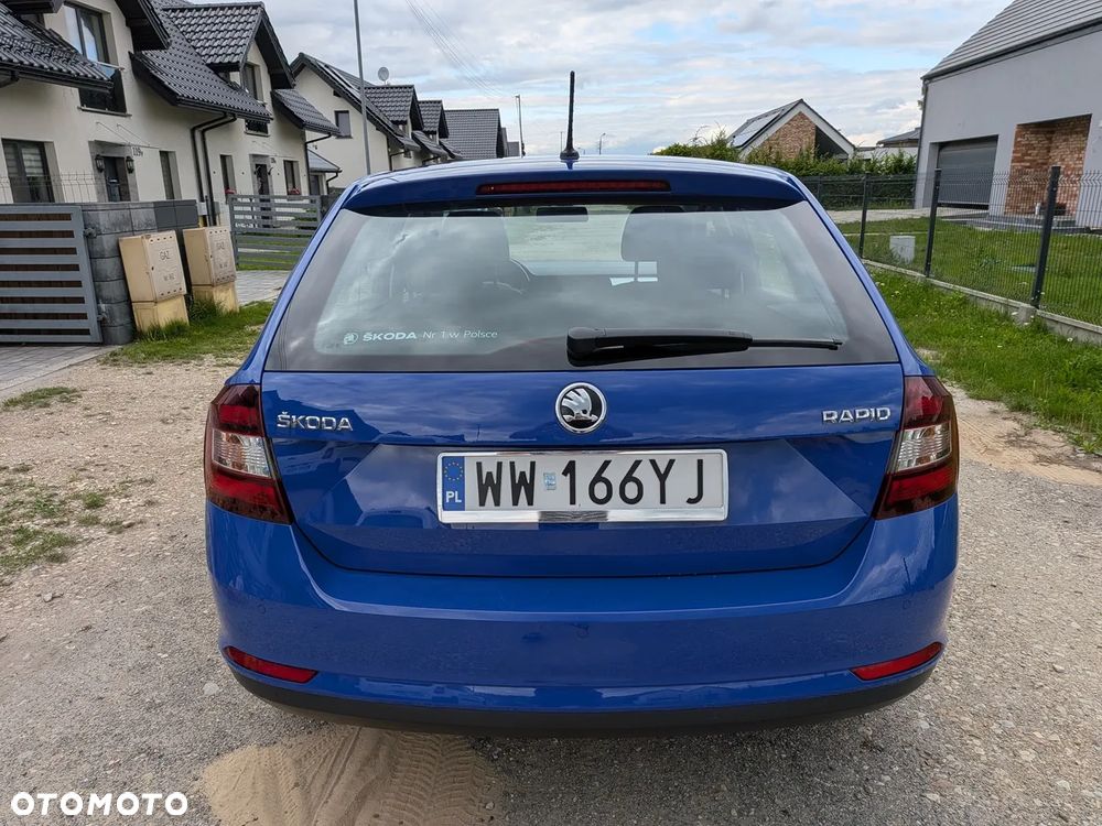 Skoda RAPID Spb 1.6 TDI DPF Ambition - 12