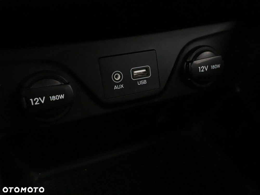 Hyundai Tucson 1.6 GDi 2WD Select - 28