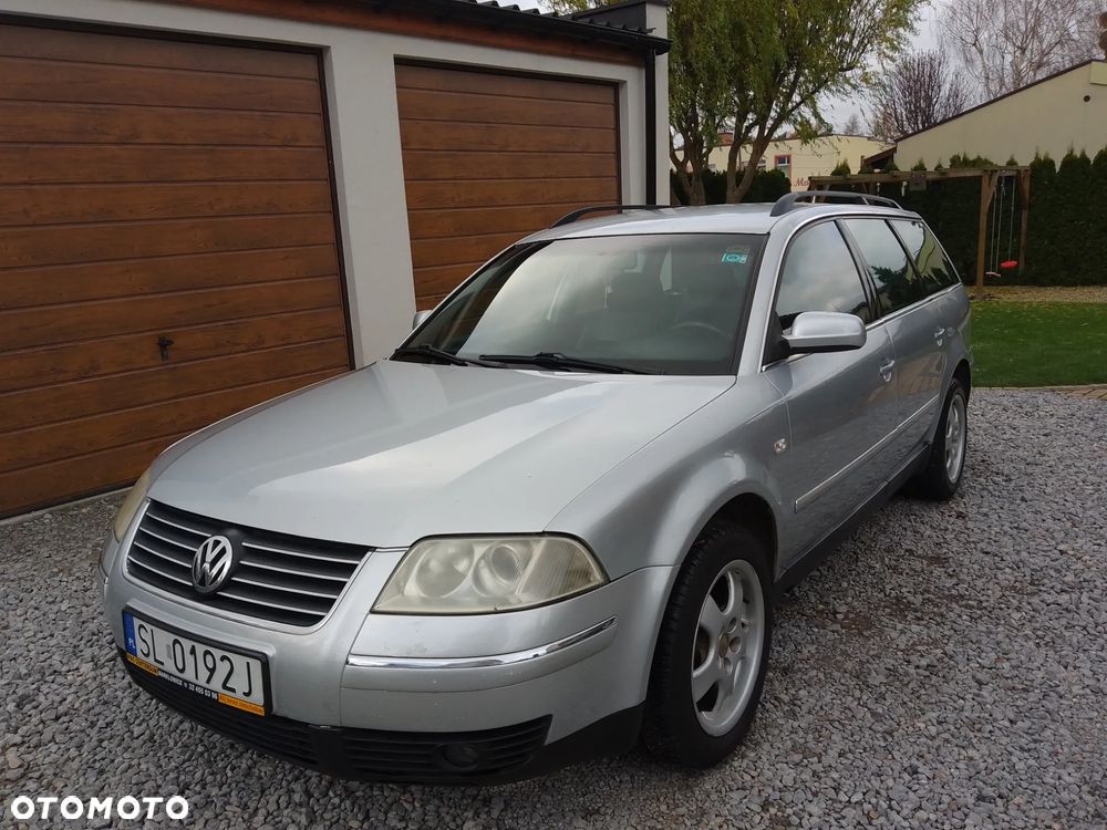 Volkswagen Passat 1.9 TDI Highline - 2