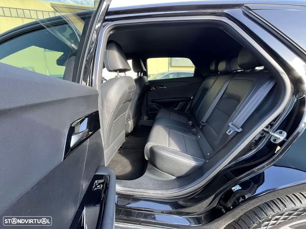 MG MG4 64 kWh Luxury - 40