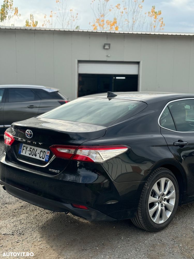 Toyota Camry Business Edition - 5