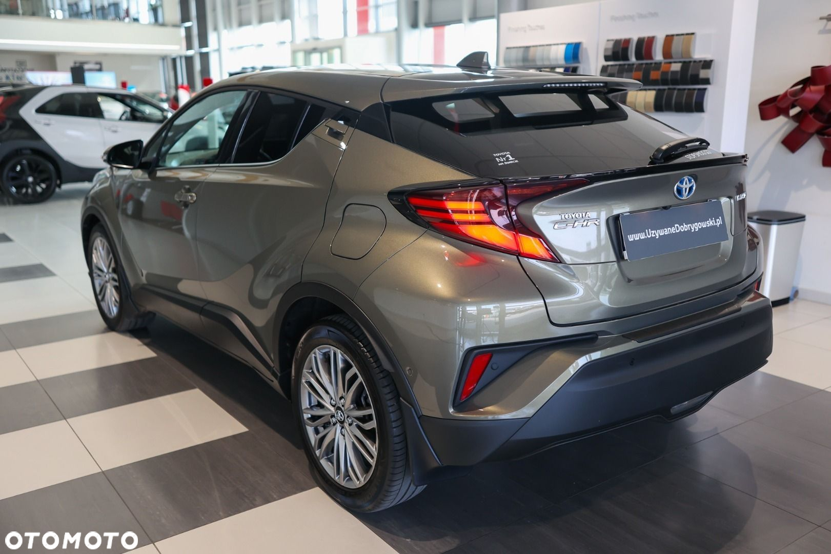 Toyota C-HR - 5