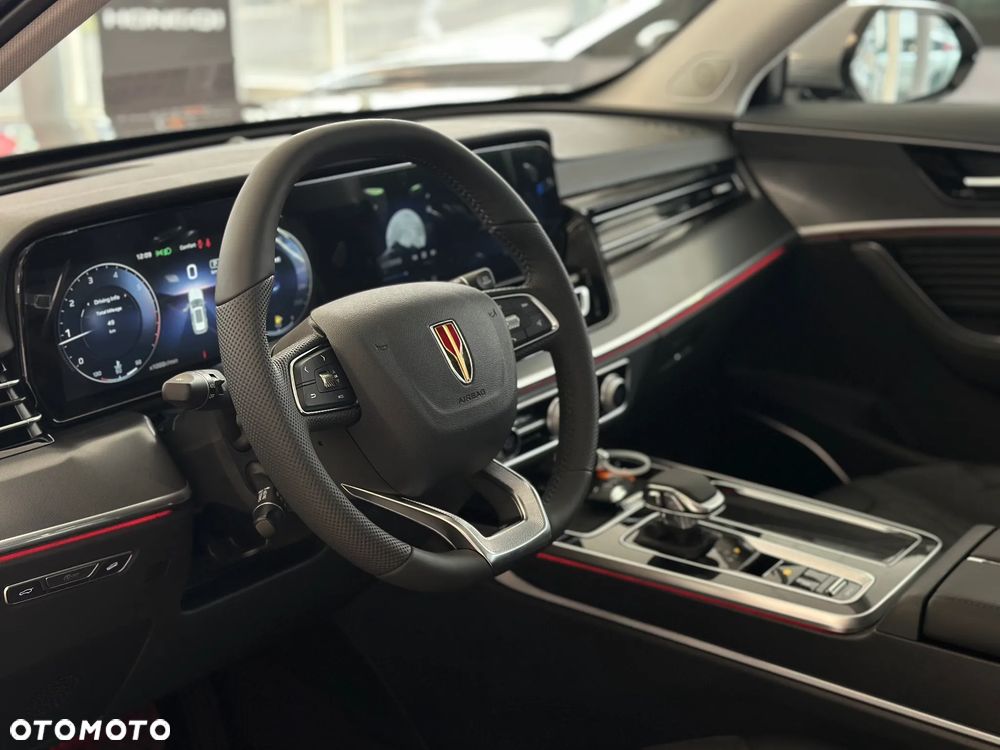 Hongqi HS5 - 6