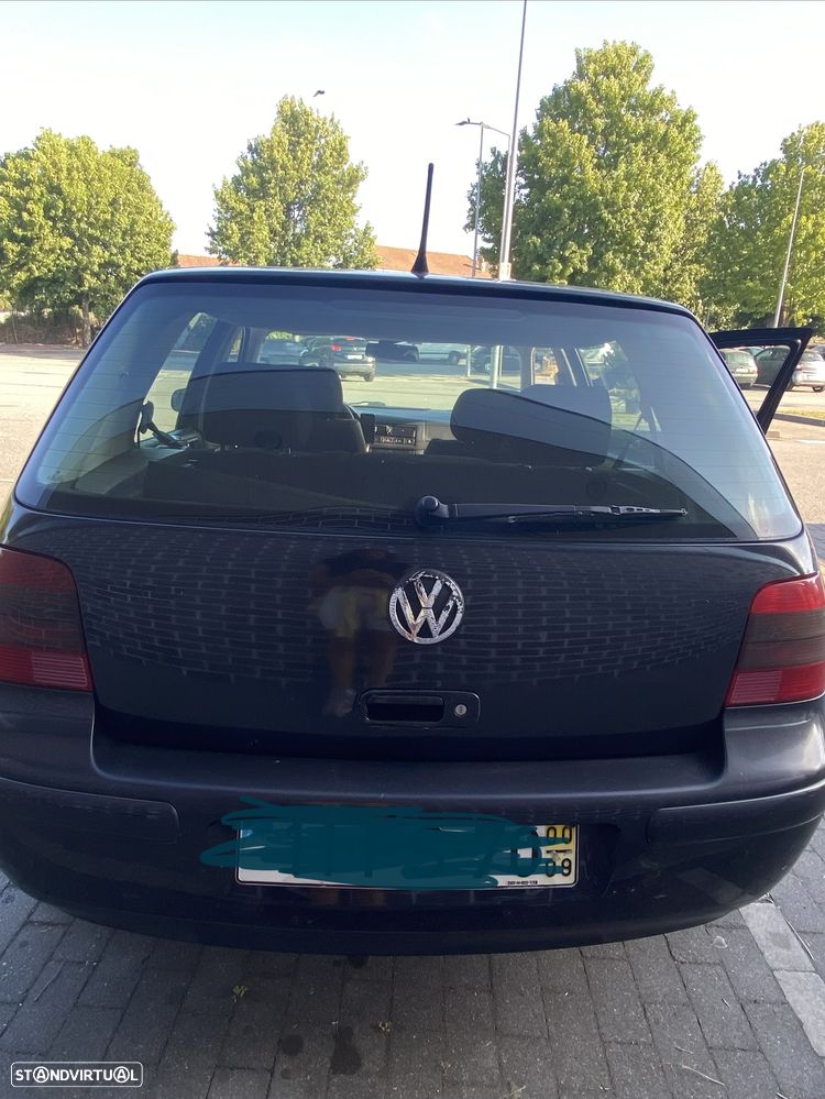 VW Golf - 4