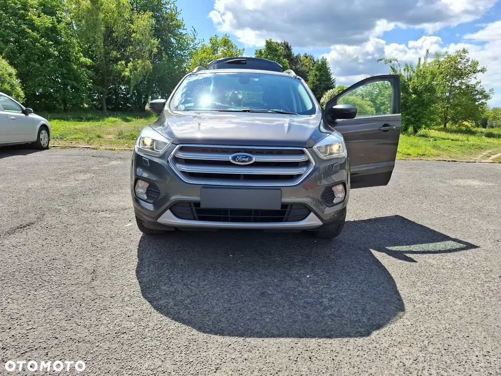 Ford Kuga - 24