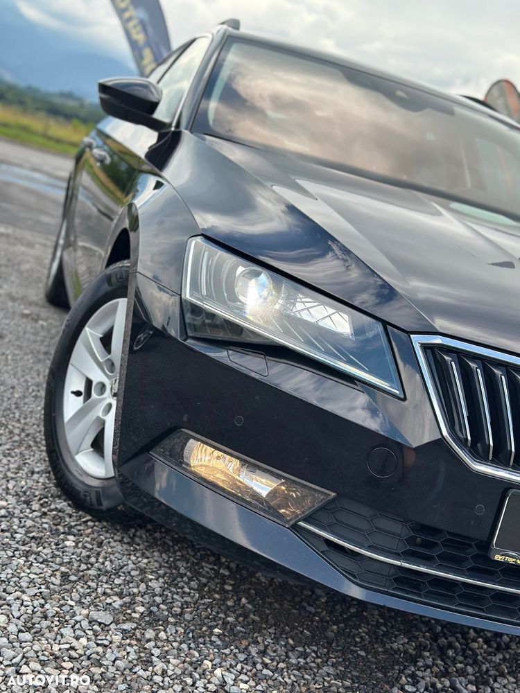Skoda Superb 1.6 TDI DSG Ambition - 12