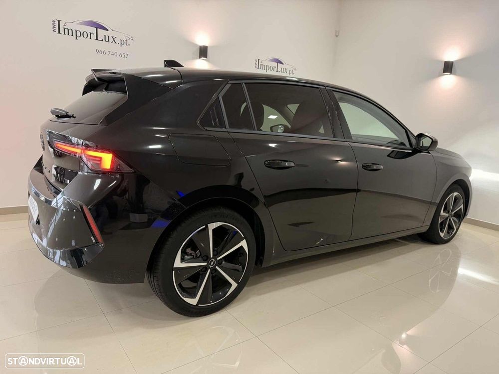 Opel Astra 1.5 D Elegance Aut. - 2