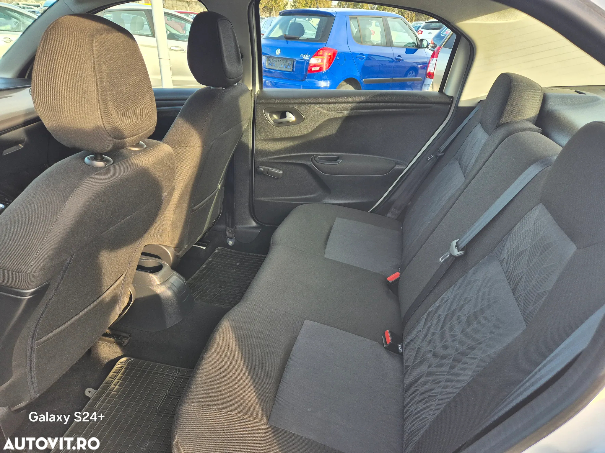 Citroën C-Elysée 1.6 BlueHDi BVM Live - 16