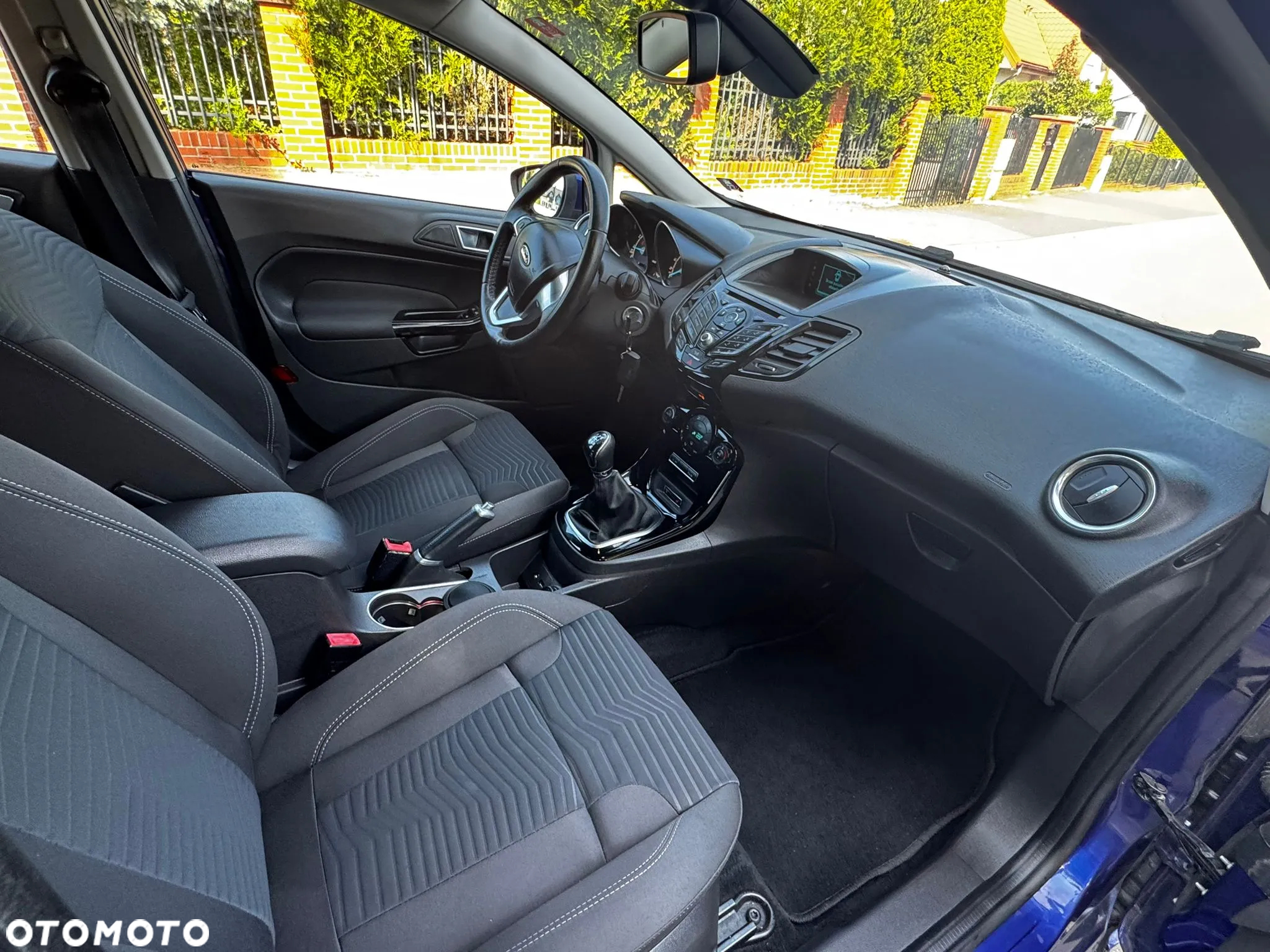 Ford Fiesta 1.0 EcoBoost S&S TITANIUM - 17