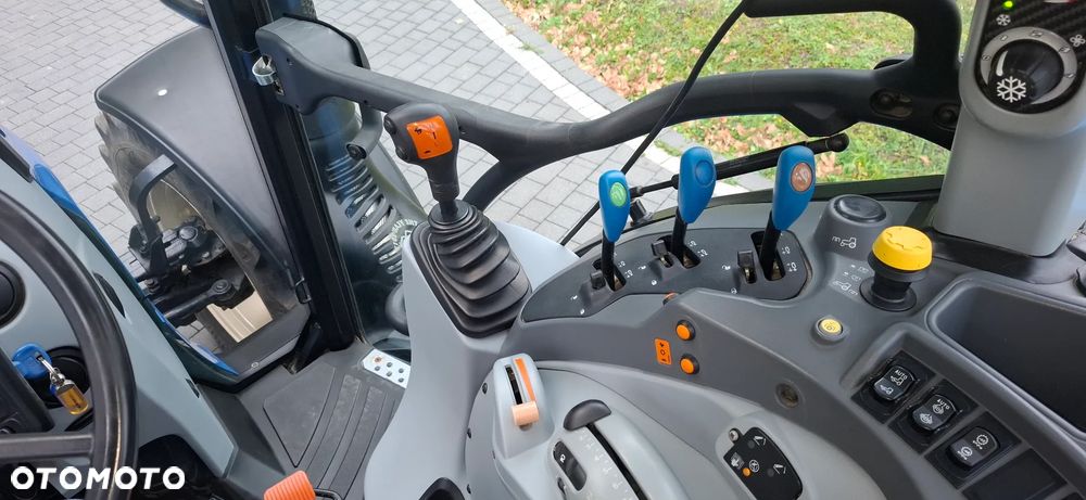 New Holland T5 120 - 12