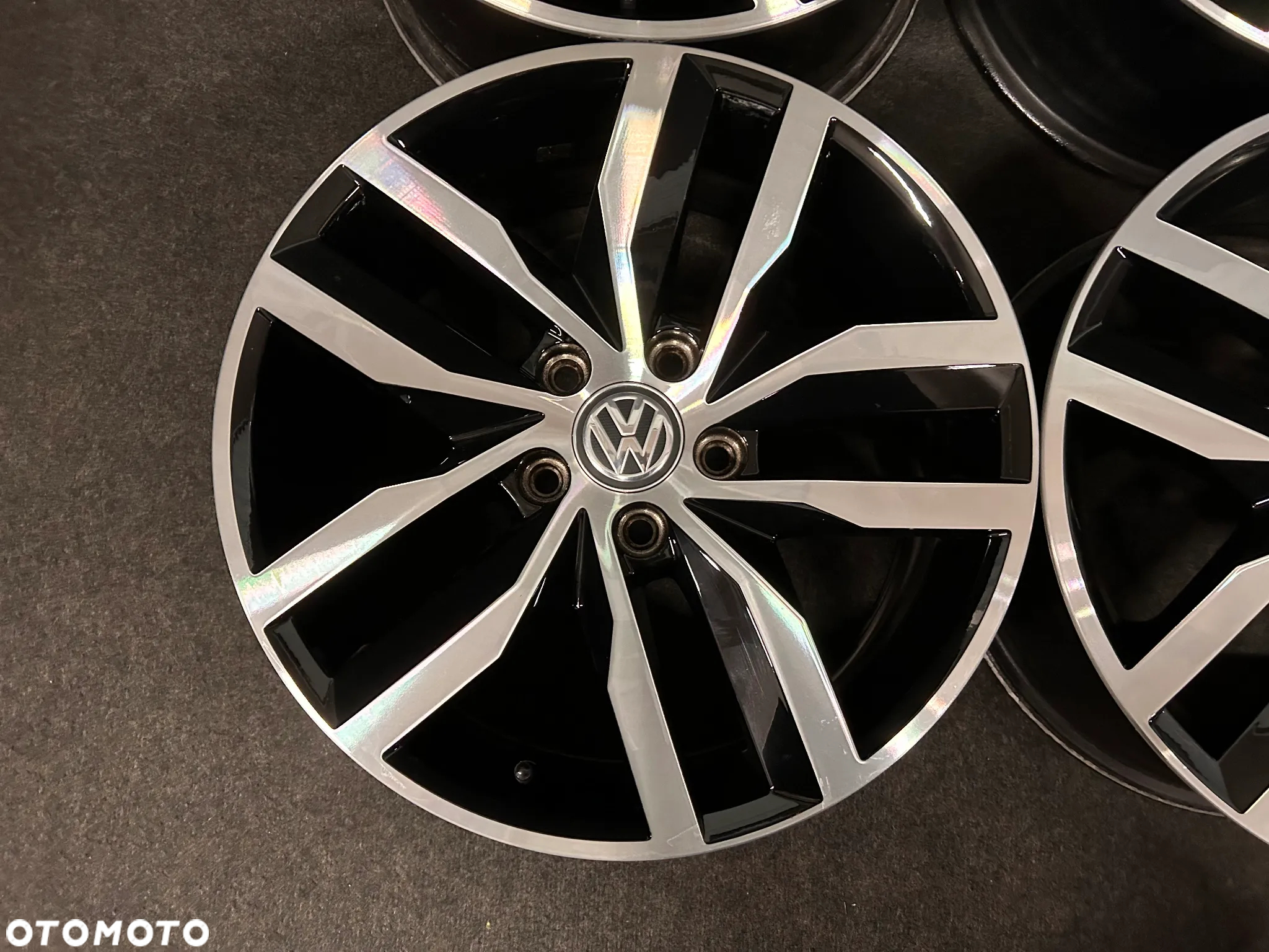 Alufelgi VW Golf 7, Sportsvan, Touran, Caddy 17 cali 5x112 4szt. Ładne! - 12