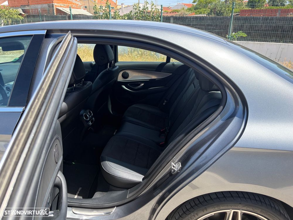 Mercedes-Benz E 220 d AMG Line - 19