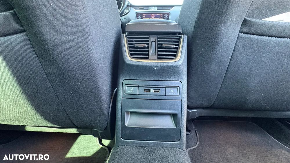 Skoda Octavia 2.0 TDI 4X4 DSG Style - 15