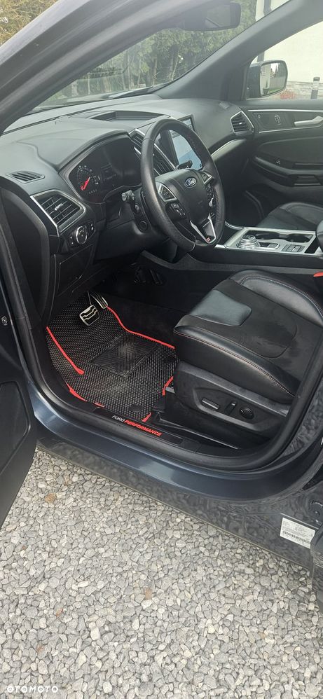 Ford Edge - 12