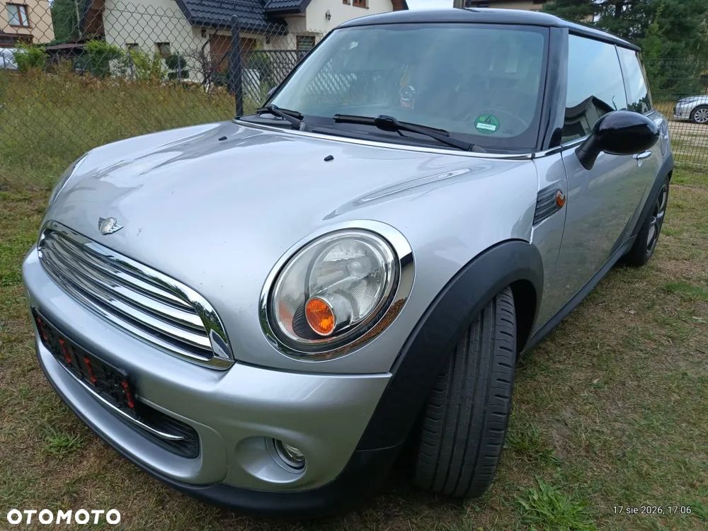 MINI Cooper 50 Camden - 9