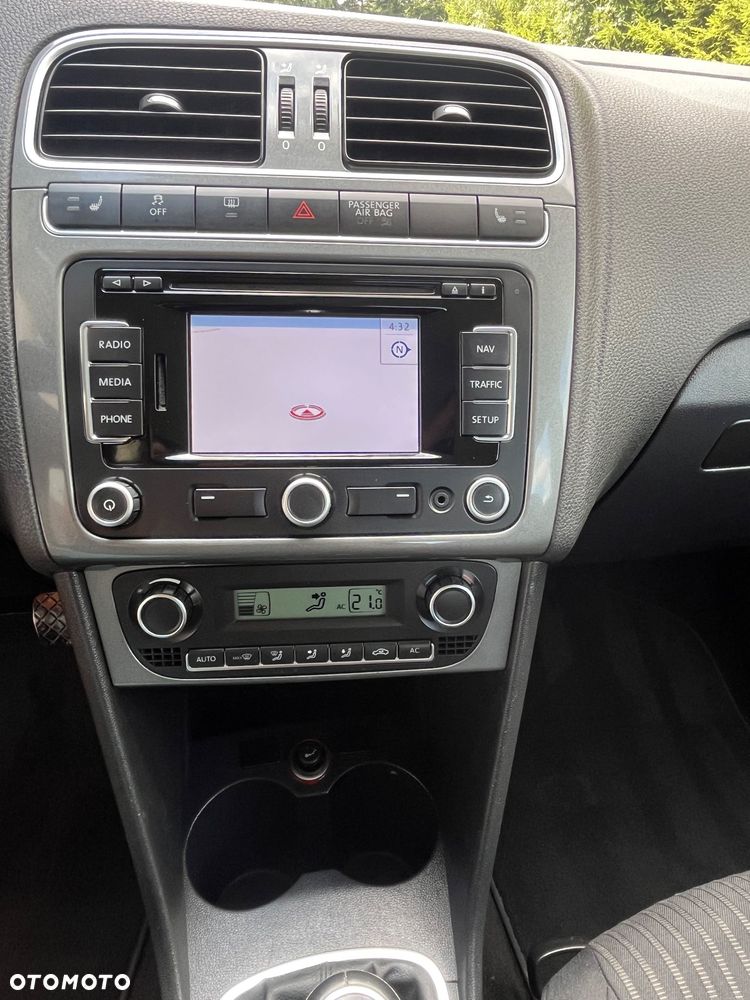 Volkswagen Polo - 9